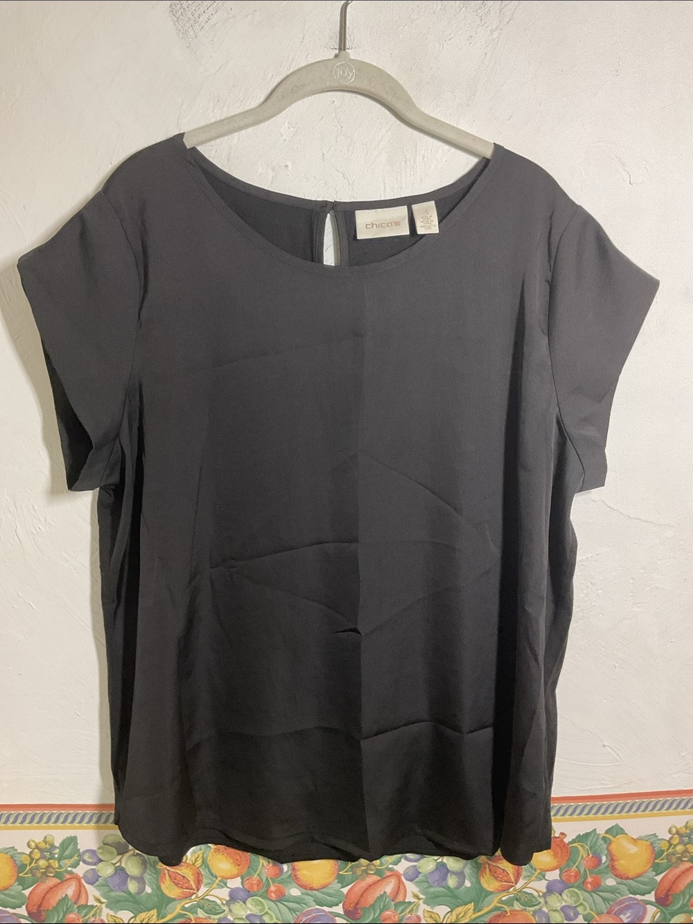 Chico's Black Satin Front Mixed Media Cap Sleeve Top Size 3 XL Keyhole